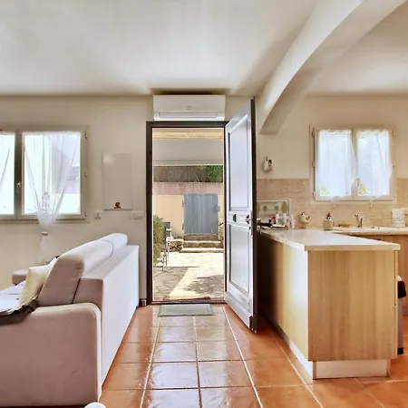 T2 Prunello By Intendance Excellency Apartman *